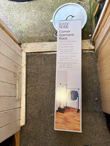Easy home corner clothes rail - clothes,